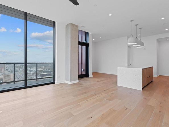 84 East Ave 4001, Austin TX 78701