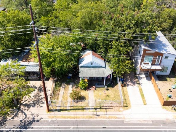 2907 E 5th ST, Austin TX 78702