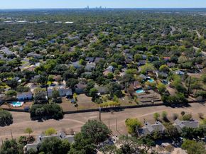 1400 Doonesbury DR, Austin TX 78758