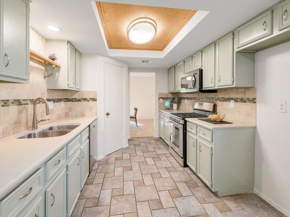 1400 Doonesbury DR, Austin TX 78758