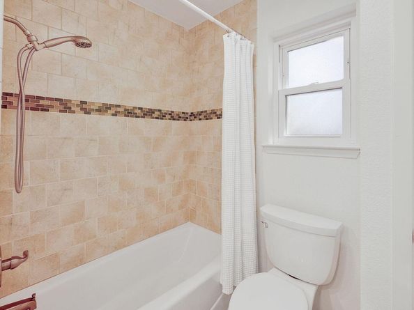 1400 Doonesbury DR, Austin TX 78758