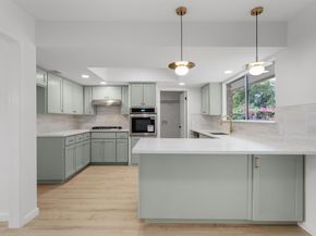 10107 Oak Hollow DR, Austin TX 78758
