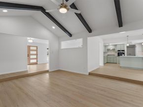 10107 Oak Hollow DR, Austin TX 78758