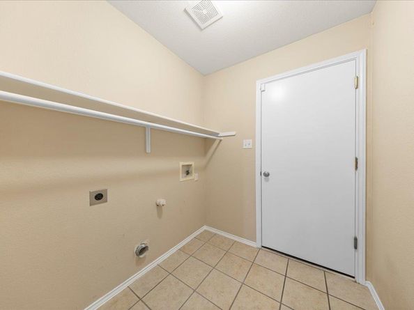 202 Ashbury DR, Leander TX 78641