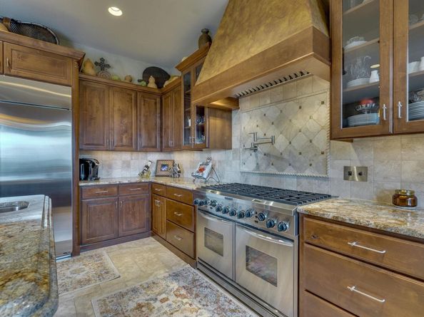 3905 Sugarloaf DR, Austin TX 78738