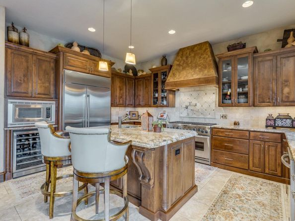 3905 Sugarloaf DR, Austin TX 78738