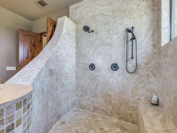 3905 Sugarloaf DR, Austin TX 78738