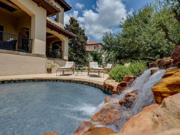3905 Sugarloaf DR, Austin TX 78738