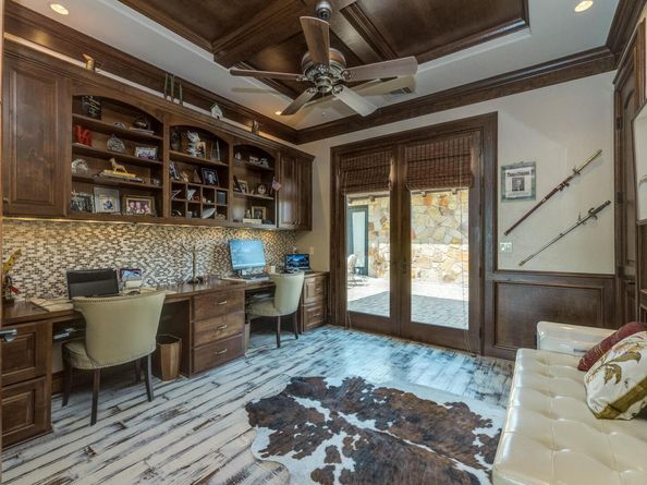 3905 Sugarloaf DR, Austin TX 78738