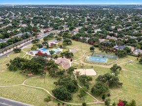 8602 Bobcat DR, Round Rock TX 78681