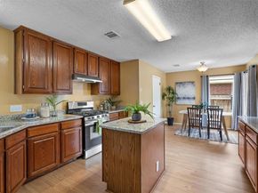 8602 Bobcat DR, Round Rock TX 78681