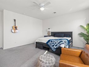 9107 Moonstone DR 79, Austin TX 78729