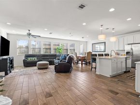 9107 Moonstone DR 79, Austin TX 78729