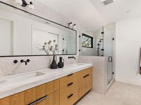 1610 Harvey 2, Austin TX 78702