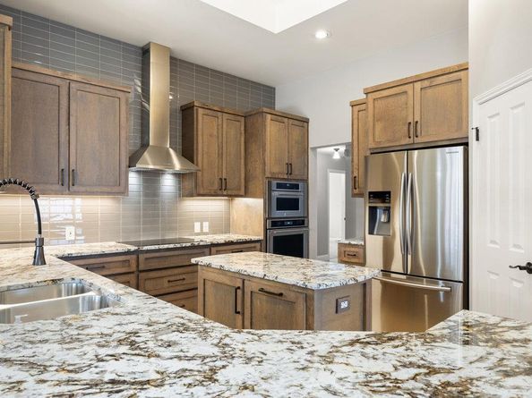 604 Cutty TRL, Lakeway TX 78734