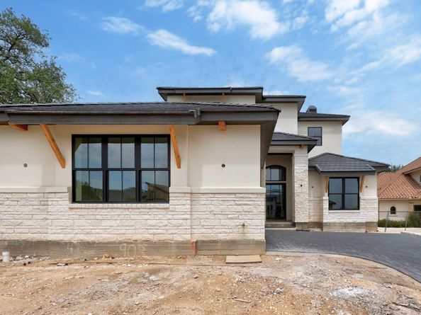 903 Flint Ridge TRL, Georgetown TX 78628