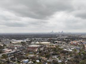 1109 Arcadia Ave, Austin TX 78757