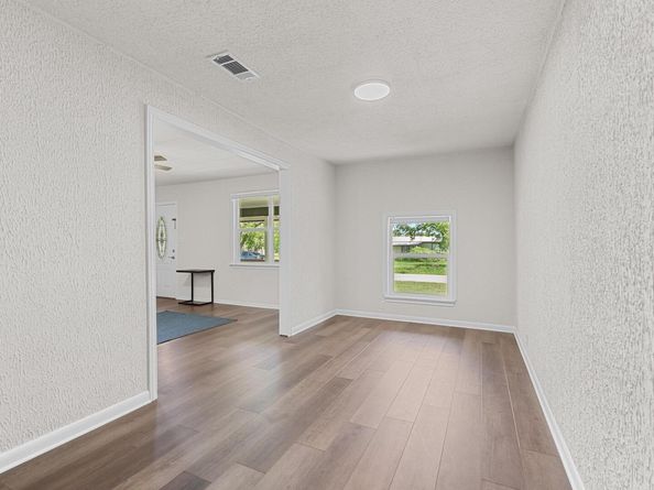 210 Fallwell ST, Liberty Hill TX 78642