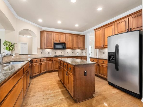 12709 Pinto Chase CT, Austin TX 78732