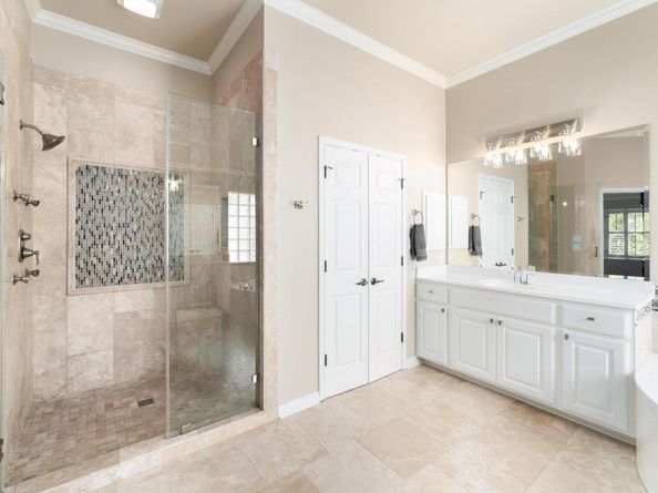 12709 Pinto Chase CT, Austin TX 78732