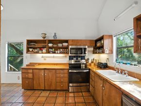 2909 Niagara DR, Austin TX 78733