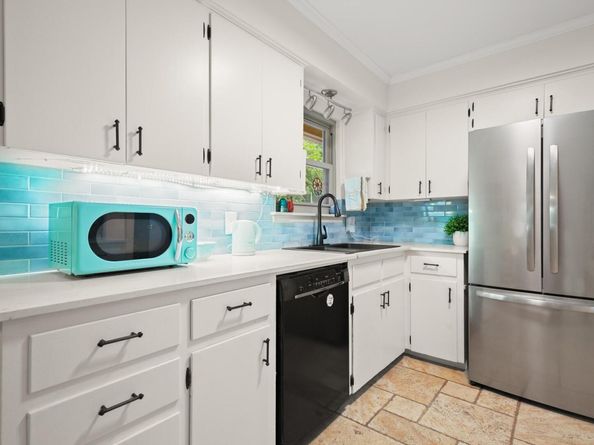10203 Cy LN, Austin TX 78753