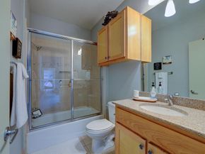 5910 Travis Woods CV, Austin TX 78734
