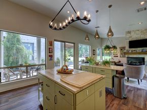 5910 Travis Woods CV, Austin TX 78734