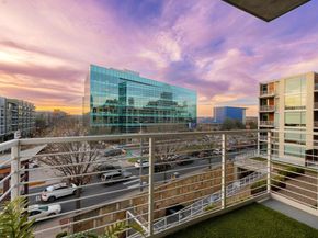 210 Lee Barton DR 421, Austin TX 78704