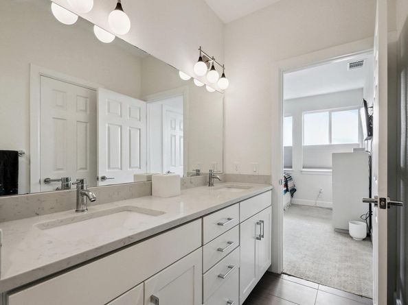 4001 Red River ST 4, Austin TX 78751