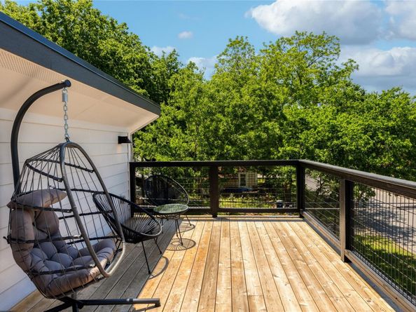 87 Chalmers Ave, Austin TX 78702