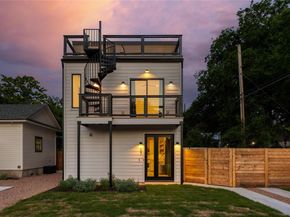 87 Chalmers Ave, Austin TX 78702