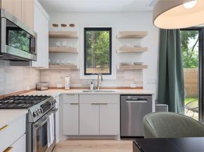 87 Chalmers Ave, Austin TX 78702