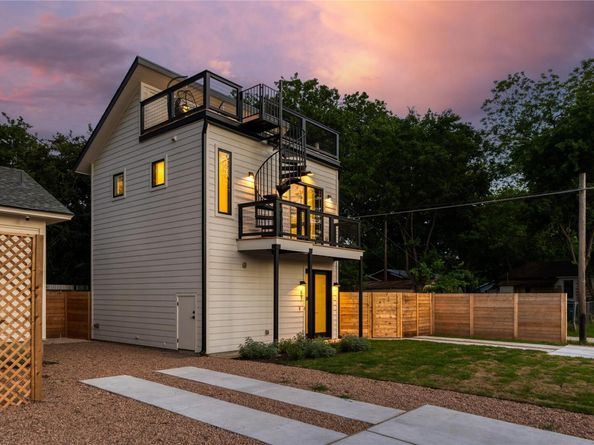 87 Chalmers Ave, Austin TX 78702
