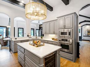 2621 Exposition BLVD, Austin TX 78703