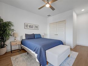 524 Palmer DR, Point Venture TX 78645