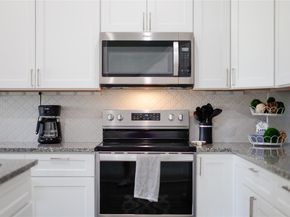 524 Palmer DR, Point Venture TX 78645