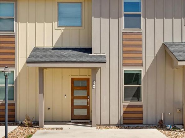524 Palmer DR, Point Venture TX 78645