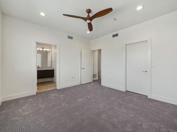 604 N Bluff DR 214, Austin TX 78745
