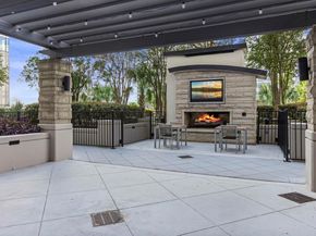 360 Nueces ST 3904, Austin TX 78701