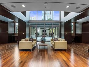 360 Nueces ST 3904, Austin TX 78701