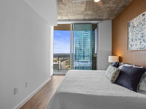 360 Nueces ST 3904, Austin TX 78701
