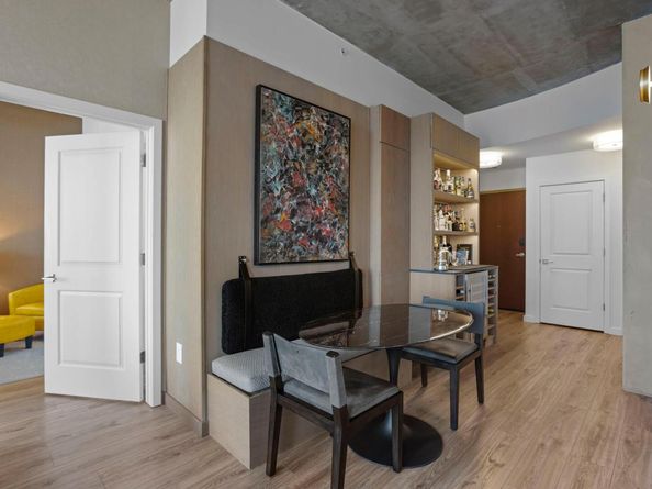 360 Nueces ST 3904, Austin TX 78701