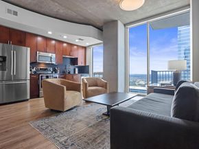 360 Nueces ST 3904, Austin TX 78701