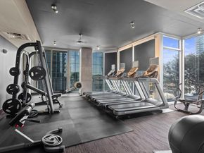 360 Nueces ST 3904, Austin TX 78701