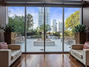 360 Nueces ST 3904, Austin TX 78701