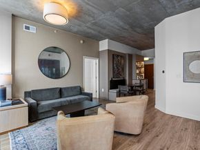 360 Nueces ST 3904, Austin TX 78701