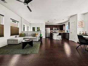 1901 Warely LN 292C, Austin TX 78741