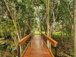 2205 Thornton RD A, Austin TX 78704