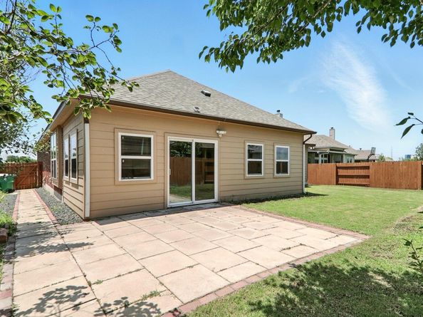 2516 Silver Fern LN, Pflugerville TX 78660